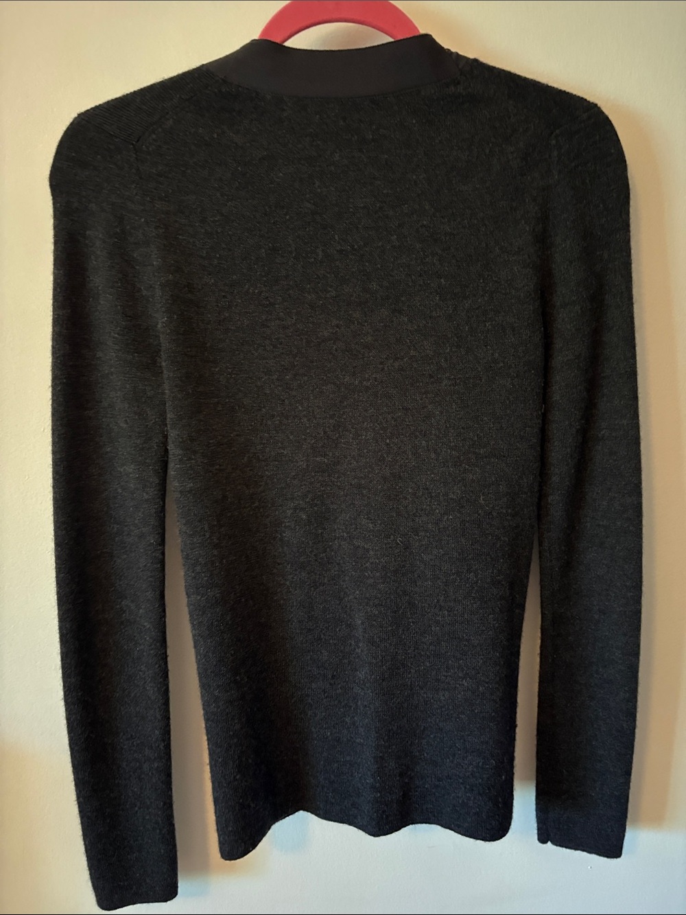 Juicy Couture Y2K Vintage Charcoal Wool fitted V-neck button cardigan - Picture 7 of 8